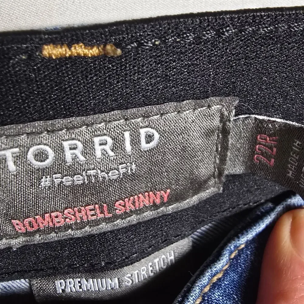 Torrid Distressed Blue Bombshell Skinny Jeans Size 22R